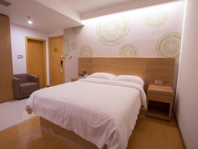 Greentree Inn Jiangxi Fuzhou Gandong Bridge Express Hotel Zewnętrze zdjęcie
