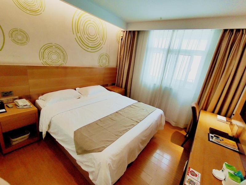 Greentree Inn Jiangxi Fuzhou Gandong Bridge Express Hotel Zewnętrze zdjęcie