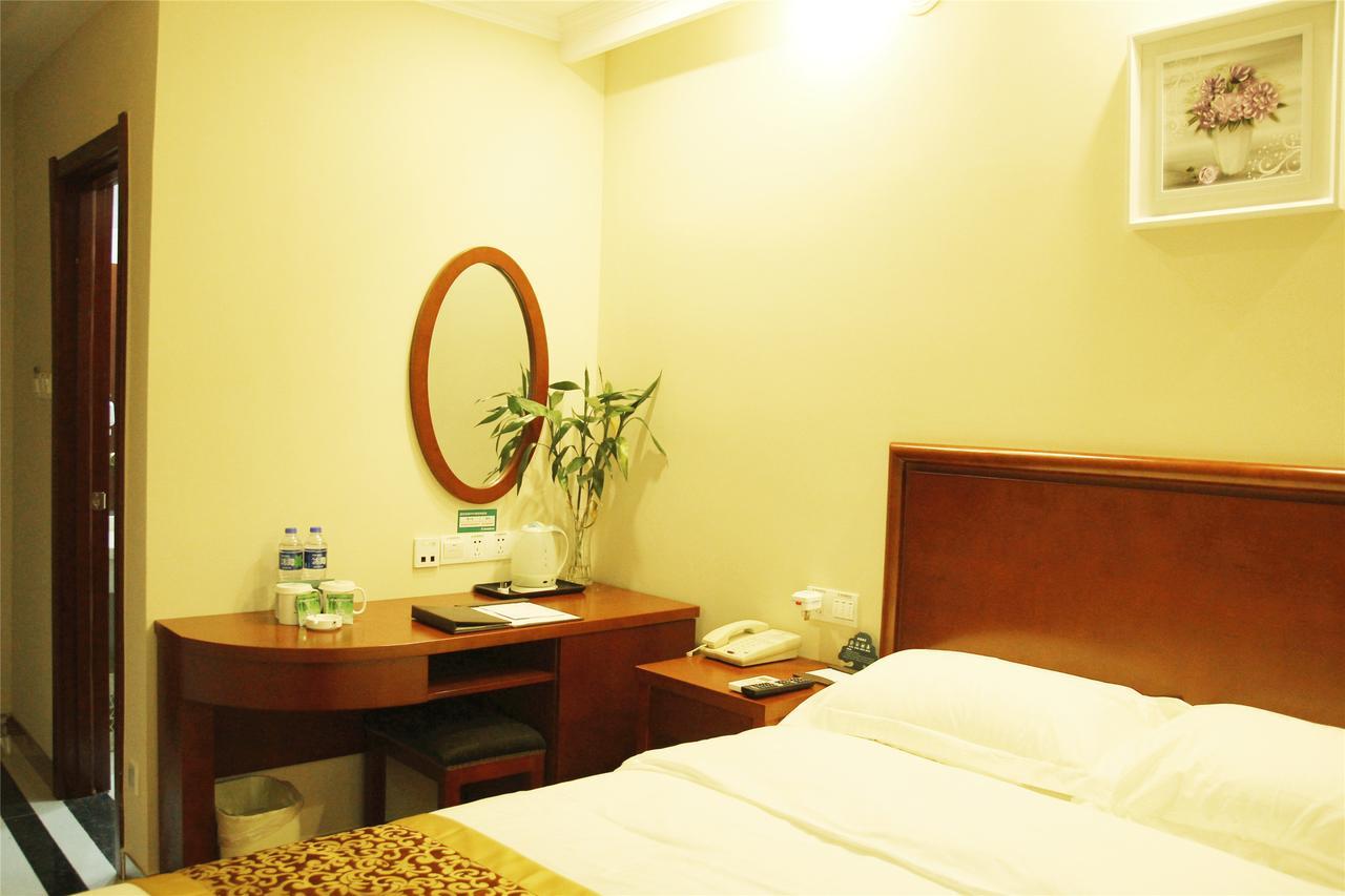 Greentree Inn Jiangxi Fuzhou Gandong Bridge Express Hotel Zewnętrze zdjęcie